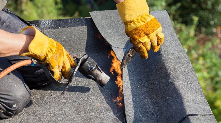 Professional New roof installation in Rankin, IL